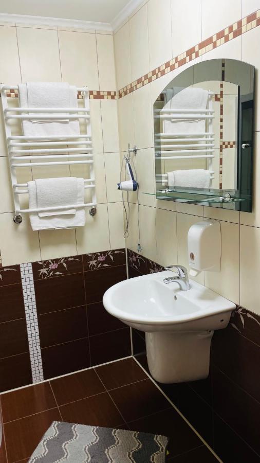 Hotel Style Bessarabia Kiliya Bagian luar foto