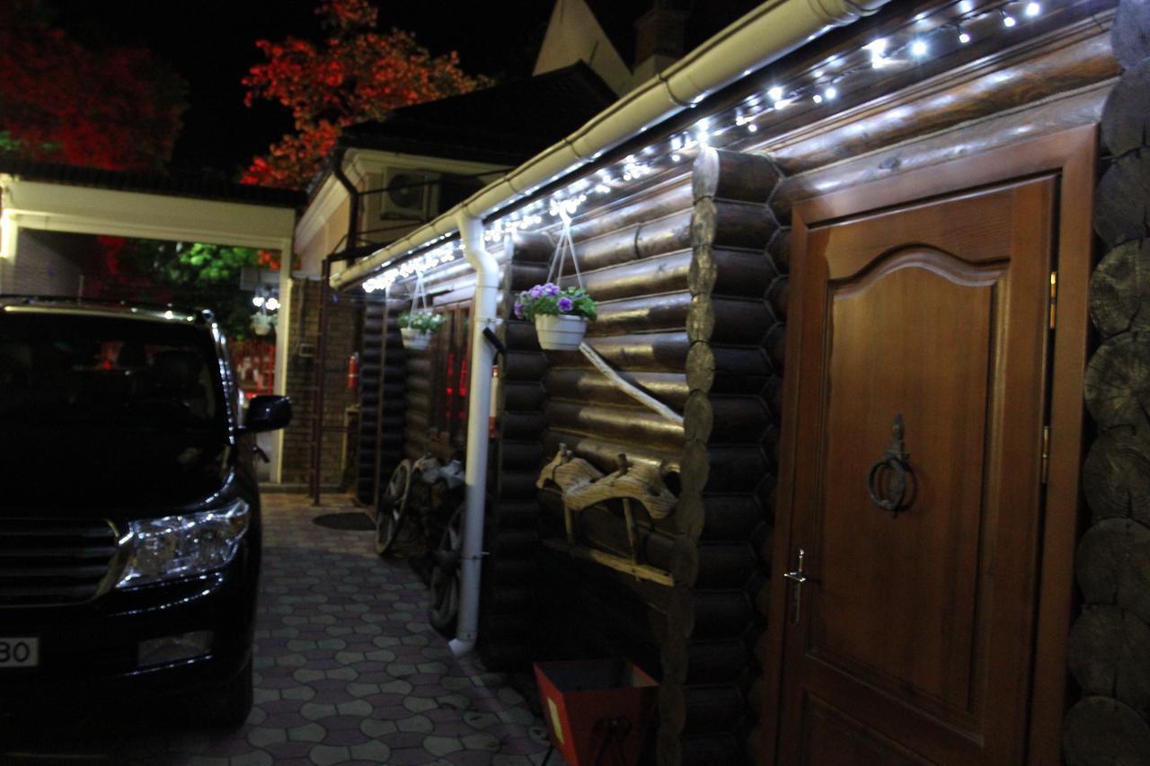 Hotel Style Bessarabia Kiliya Bagian luar foto
